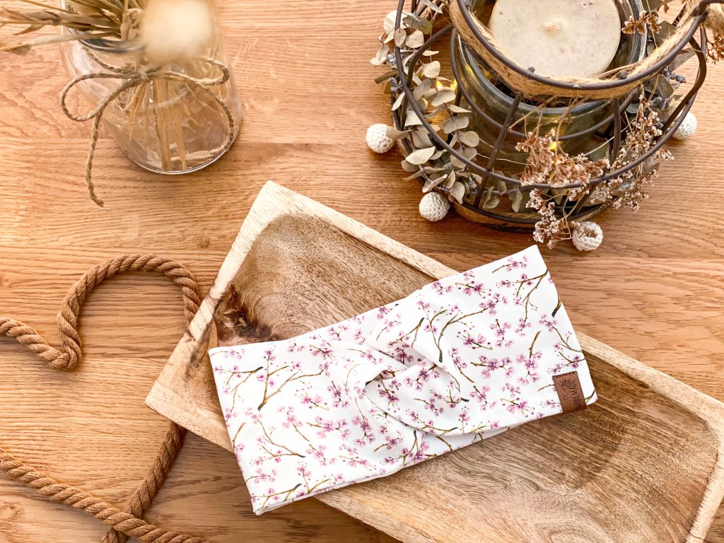 Stirnband mit Blumen